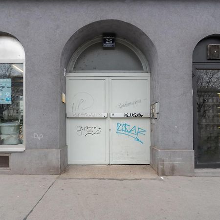 Ferienwohnung Klein, Aber Fein In Zentraler Ruhelage Wien Exterior foto