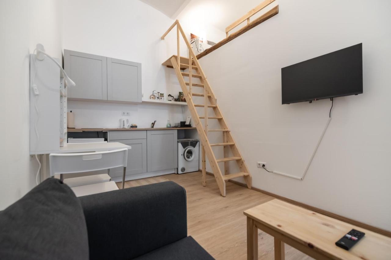 Ferienwohnung Klein, Aber Fein In Zentraler Ruhelage Wien Exterior foto