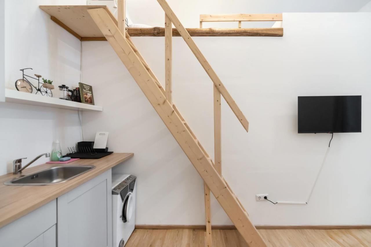 Ferienwohnung Klein, Aber Fein In Zentraler Ruhelage Wien Exterior foto