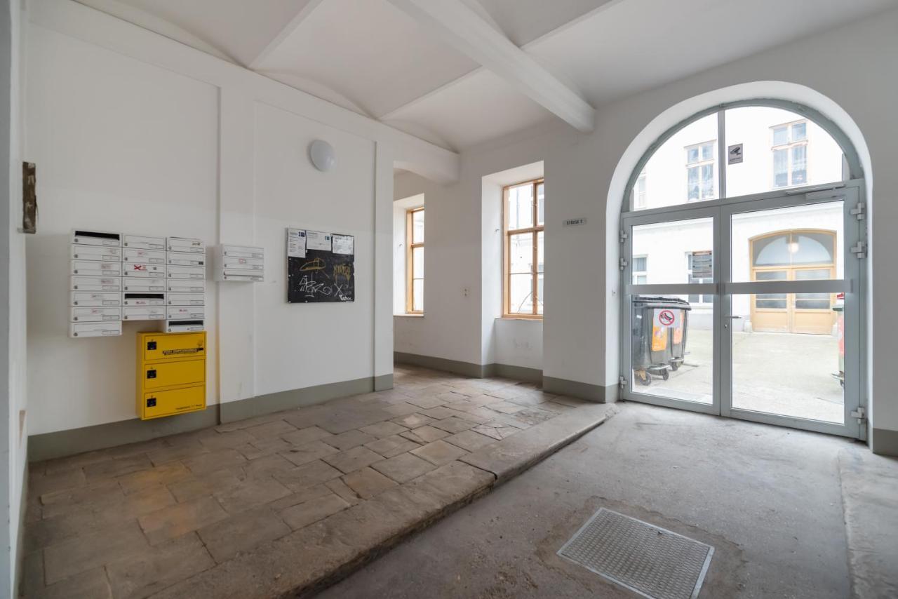 Ferienwohnung Klein, Aber Fein In Zentraler Ruhelage Wien Exterior foto